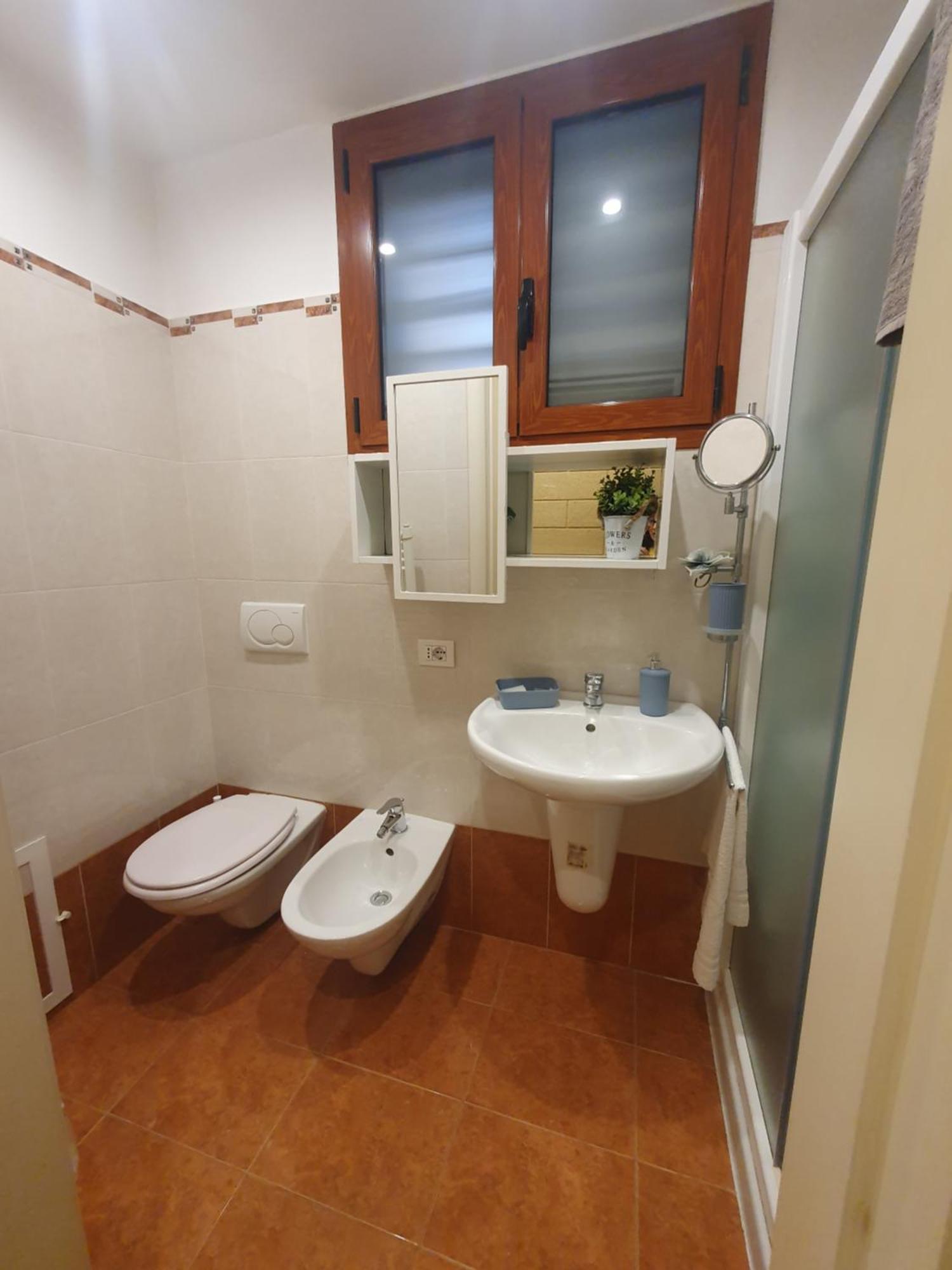 La Dimora Di Don Vito - Appartamento Confortevole Бари Экстерьер фото